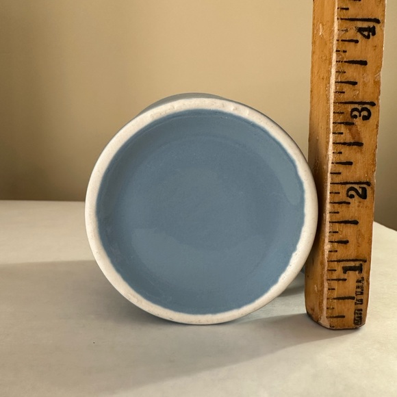 Fiesta ware mug. Periwinkle. Height: 3.75” Width: 3.5” - Picture 6 of 10
